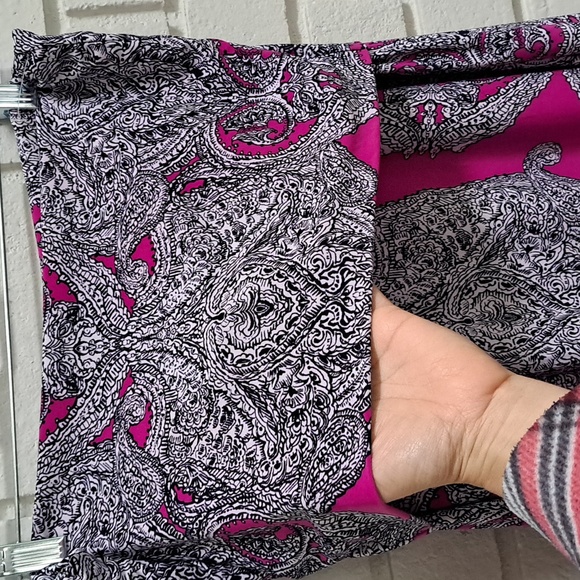 International Concepts Purple/Black Paisley Fold Down Skirt. Size Large. NWOT - Picture 3 of 7